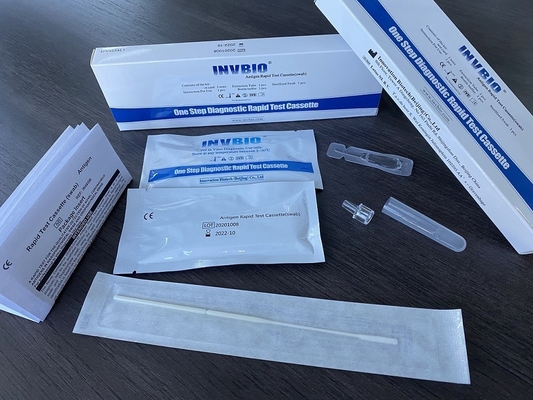 Liste commune d'UE de Kit Card Rtk d'écouvillon de SARS-CoV-2 à la maison d'essai nasal rapide d'antigène